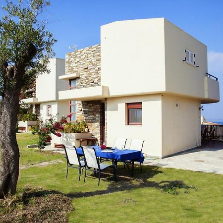 Oliviera Villa Лагомандра Экстерьер фото
